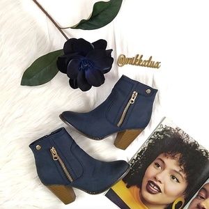 Apt. 9 navy blue ankle boots